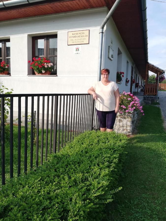 Kemences Vendeghaz Hotell Mikohaza Exteriör bild